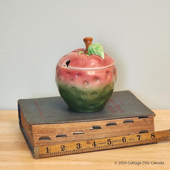 Shorter & Son Hand Painted Ceramic Strawberry Sugar Bowl Made in England
