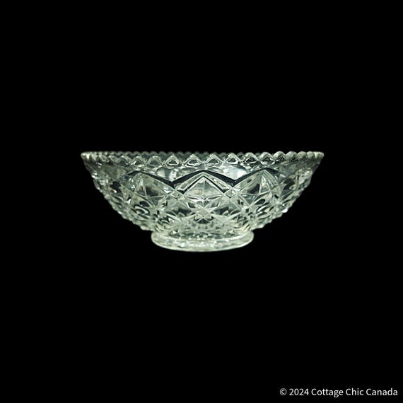 Imperial Glass Diamond Block Round Dessert Fruit Bowl – Mid Century Vintage Tableware, USA