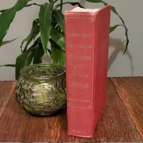 Webster's New World Dictionary of the American Language, 1966 College Edition with Red Cover