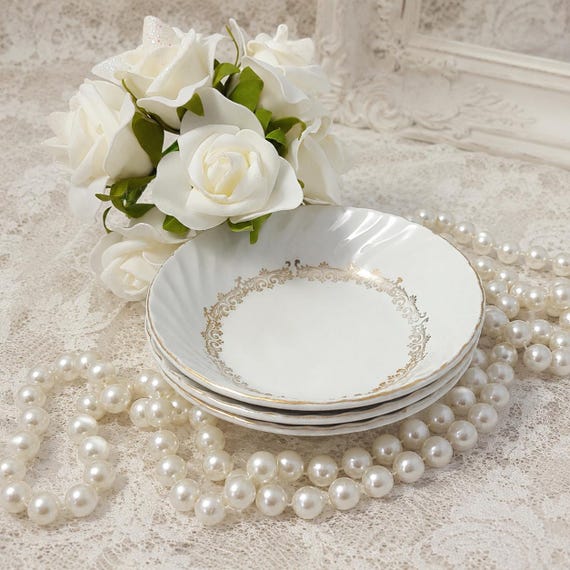 Swinnertons Golden Garland Set of 3 Fruit Dessert Bowls 22K Gold Trim England