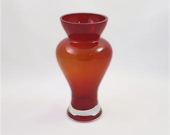 Pigeon Blood Red Glass Urn Vase – Vintage Mid-Century Home Accent, Collectible Decorative Glass, Statement Piece