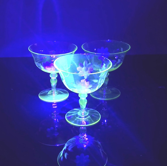 Vintage Yellow Uranium Vaseline Glass Champagne Sherbet Glasses, Stemmed Dessert Cups (Set of 3)