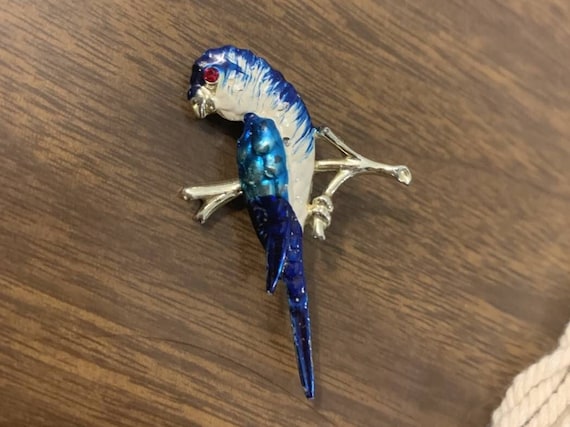 Vintage Blue Parrot Pin Scarf Clip with Ruby Glass Eye and Gold Accents