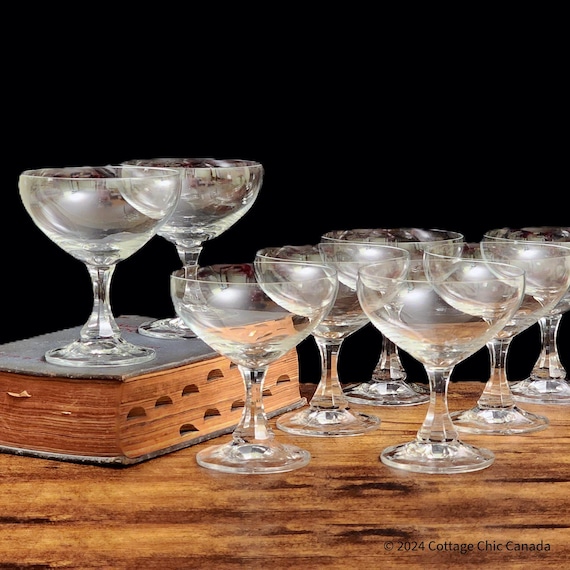 Vintage Schott Zwiesel Crystal Coupes – Set of 8 Banquet Pattern Champagne Cocktail Glasses