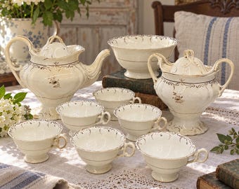 Antikes Staffordshire-Teeservice, 9-teilig, viktorianischer Rokoko-Stil, braunes Rankenmuster, England, Mitte des 19. Jahrhunderts