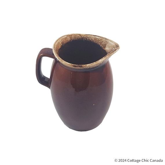 Hull Pottery Brown & Gold Glazed Pitcher – Vintage Handcrafted Stoneware Jug, Mid-Century