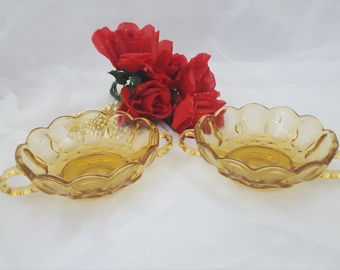 Fairfield Amber Two-Handled Nappy Bowl Dish by Anchor Hocking, Mid Century Modern, Set of 2
