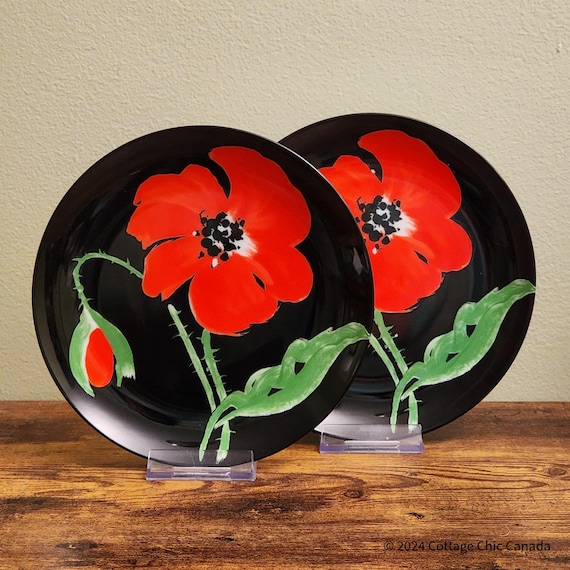 Fitz and Floyd Pavot Noir Salad Plates: Vibrant Poppy Design, Set of 2