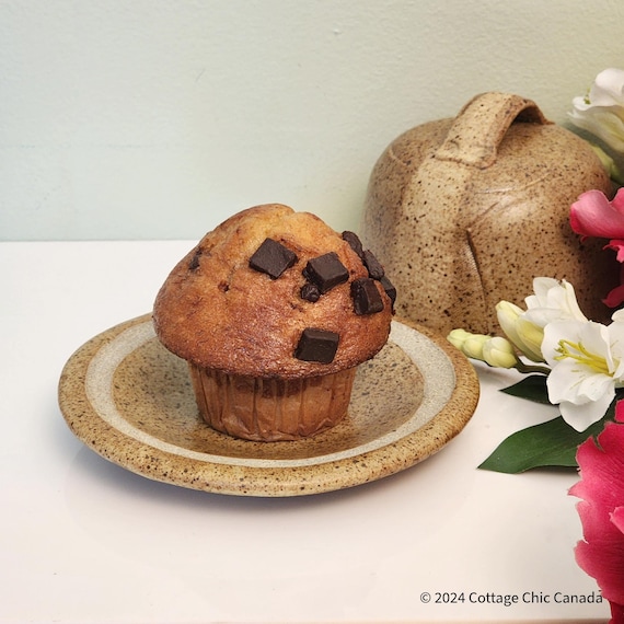 Studio Pottery Butter Dish – Handcrafted Wheel-Thrown Stoneware, Speckled Brown Glaze