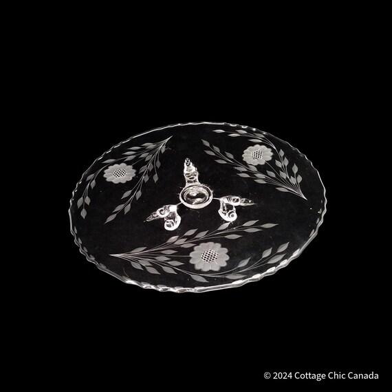 Hughes Cornflower Three-Footed Cake Plate – Imperial Glass Etched Crystal, USA & Canada