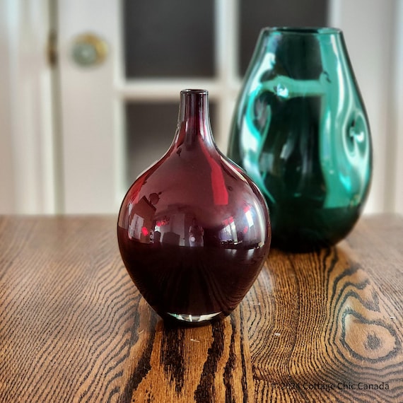 IKEA Salong Ruby Red Vase – Hand Blown Art Glass by Designer Johanna Jelinek