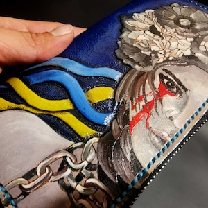 Cartera de mujer con cremallera larga patriota ucraniana de cuero, hecha en Ucrania personalizada con cremallera de teléfono personalizada alrededor del bolso de niña Gloria a los regalos de Ucrania