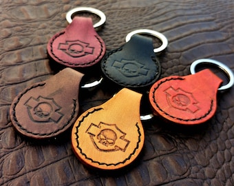 Leather Skull Keychain for Bikers – Handmade Key Ring for Motorcycle Keys – Engraved Leather Key Fob Gift for Men