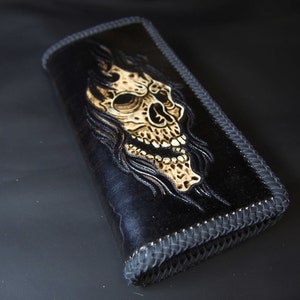Cartera larga de cuero con cadena de calavera para motociclista, regalo gótico personalizado para motociclistas.
