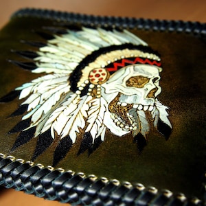 Cartera plegable de cuero con calavera de jefe, cartera artesanal con calavera india, cartera gótica de motociclista para hombre