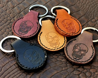Leather Skull Keychain for Bikers – Handmade Key Ring for Motorcycle Keys – Engraved Leather Key Fob Gift for Men