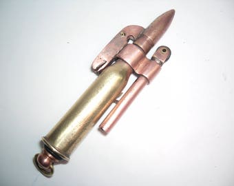 Lighter Trench art