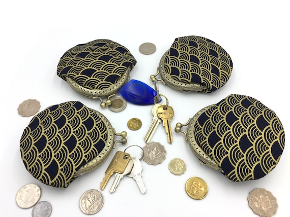 Japanese Ukiyoe style, gold water wave thread coin purse, vintage coin purse, black coin purse, coin bag, key purse, key bag, handcrafted