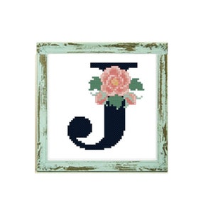 Letra floral «J» - Patrón de punto de cruz con monograma J de flores, letra J, monograma del alfabeto, punto de cruz, boda, punto de cruz, inicial