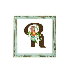 Monogramme point de croix « R » - Fleurs monogramme R motif point de croix lettre R motif point de croix mariage monogramme monogramme broderie