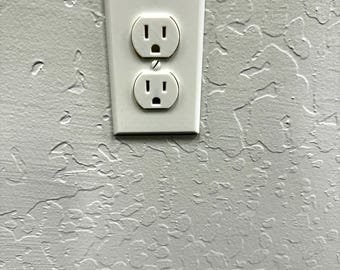 3D Printed Outlet Cover Scent Vessel: Dog Nose Work Training