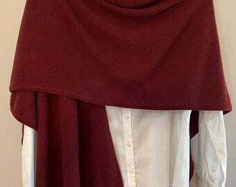 PETITE 100% Cashmere Cape/Ruana-Burgundy