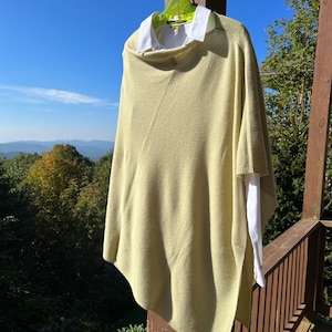 Cashmere Poncho -Light Sage