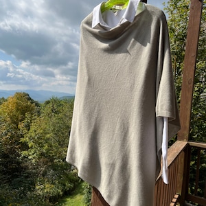 Cashmere Poncho-Silver Gray