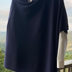 100% Cashmere Poncho-Navy