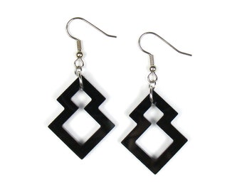 Zig & Zag Acrylic Black Hook Earring