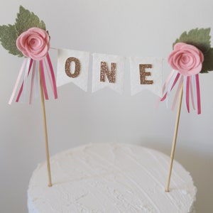One cake topper, felt flower glitter details perfect for cake smash photoprops