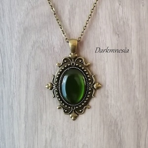 Necklace, bronze, pendant, green stone, medieval, victorian, goth, gothic