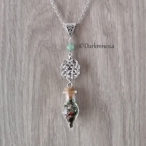 Collier, confiance en soi, bouteille, fiole, plantes, amulette, rituel, sort, aventurine verte, talisman, païen, wicca, sorcière, celtique