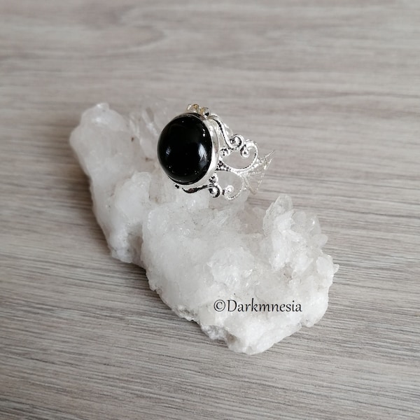 Bague, onyx, noir, filigrane, dentelle, pierre naturelle, ajustable, goth, gothique, victorien