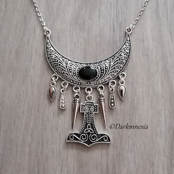 Collier, plastron, Mjolnir, marteau, Thor, pointes, mythologie, viking, nordique, païen, médiéval