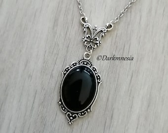 Necklace, pendant, medallion, stone, onyx, cameo, black, goth, gothic, romantic, Victorian