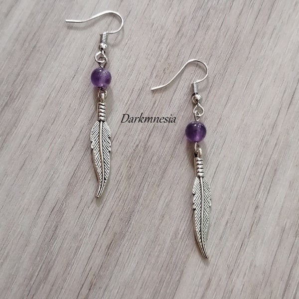 Boucles d'oreilles, plumes, perles, améthyste, pierre naturelle, wicca, witch, pagan, celtique, féérique, gothique, païen