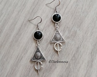 Earrings, onyx, black, natural stone, symbol, triangle, witchy, witch, wicca, pagan, wiccan, esoteric, gothic
