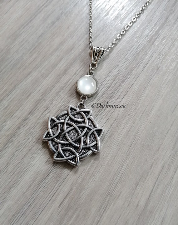 Ciondolo Amuleto Celtico Nodo Pera Peris - Catena Medievale - Bronzo/argentato Unisex