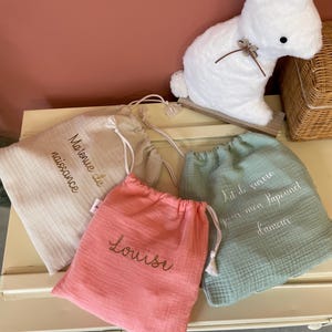 Pochon personnalisé, pochette personnalisé, sac à linge, pochette à doudou en double gaze de coton couleurs aux choix