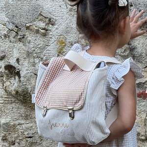 cartable maternelle personnalisé velours écru et vichy curry image 3