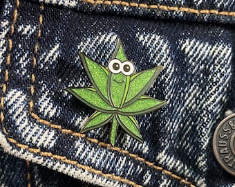 Hemp Leaf Enamel Pin | Green Glitter Mascot Lapel Pin