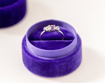 Ultra Violet, Pantone Color of the Year 2018 - Single Ring Box