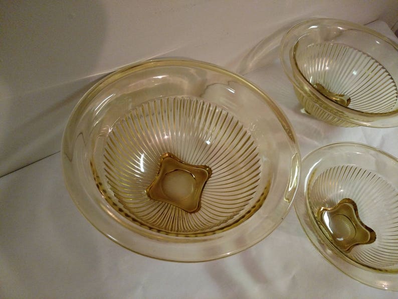 Federal Glass Ribbed Mixing Bowls