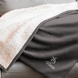 Personalized luxury gift Sherpa Blanket, bespoke monogrammed for Him or Her, Minimalist Custom Embroidered Throw, Soft Cozy Winter Keepsake