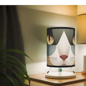 Modern Cat Face Table Lamp | Abstract Feline Art Desk Light Shade and Metal Tripod Base, Unique Gift for Cat Lovers and Artistic Home Décor