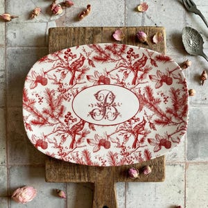 Personalized Holiday Monogram Platter – 10x14 Inch Red Toile Christmas Serving Dish | Shatterproof, Heat-Resistant, Custom Initial Tableware