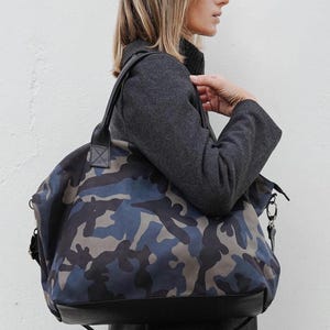 Camouflage Weekender  Bag,  Large Leather Tote with Zipper, Luxury Crossbody Handbag, Camo Travel Purse for Women & Men