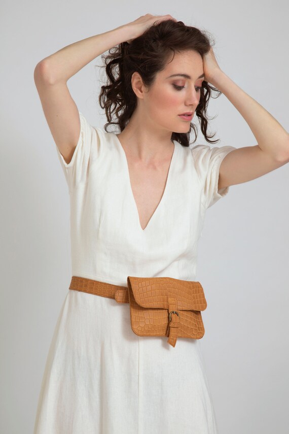 Womens leather belt pouch Clearance