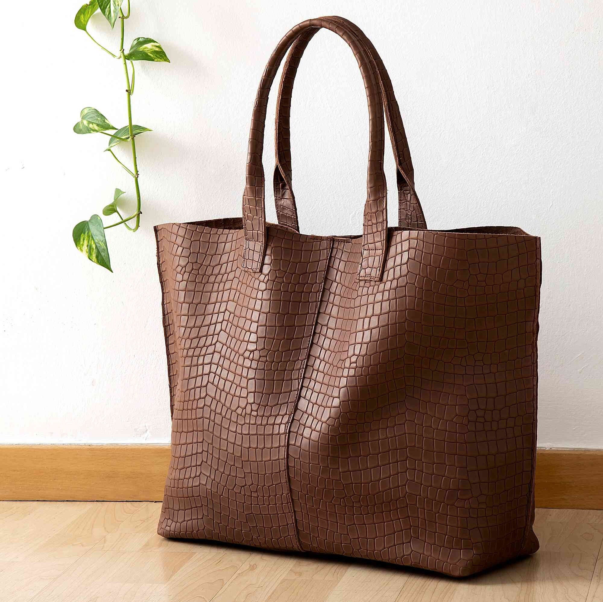 Brown Leather Tote Bag, Croc Bag, Oversized Real Leather Handbag, Embossed Leather Bag with Crocodile Effect, Gift for Wife